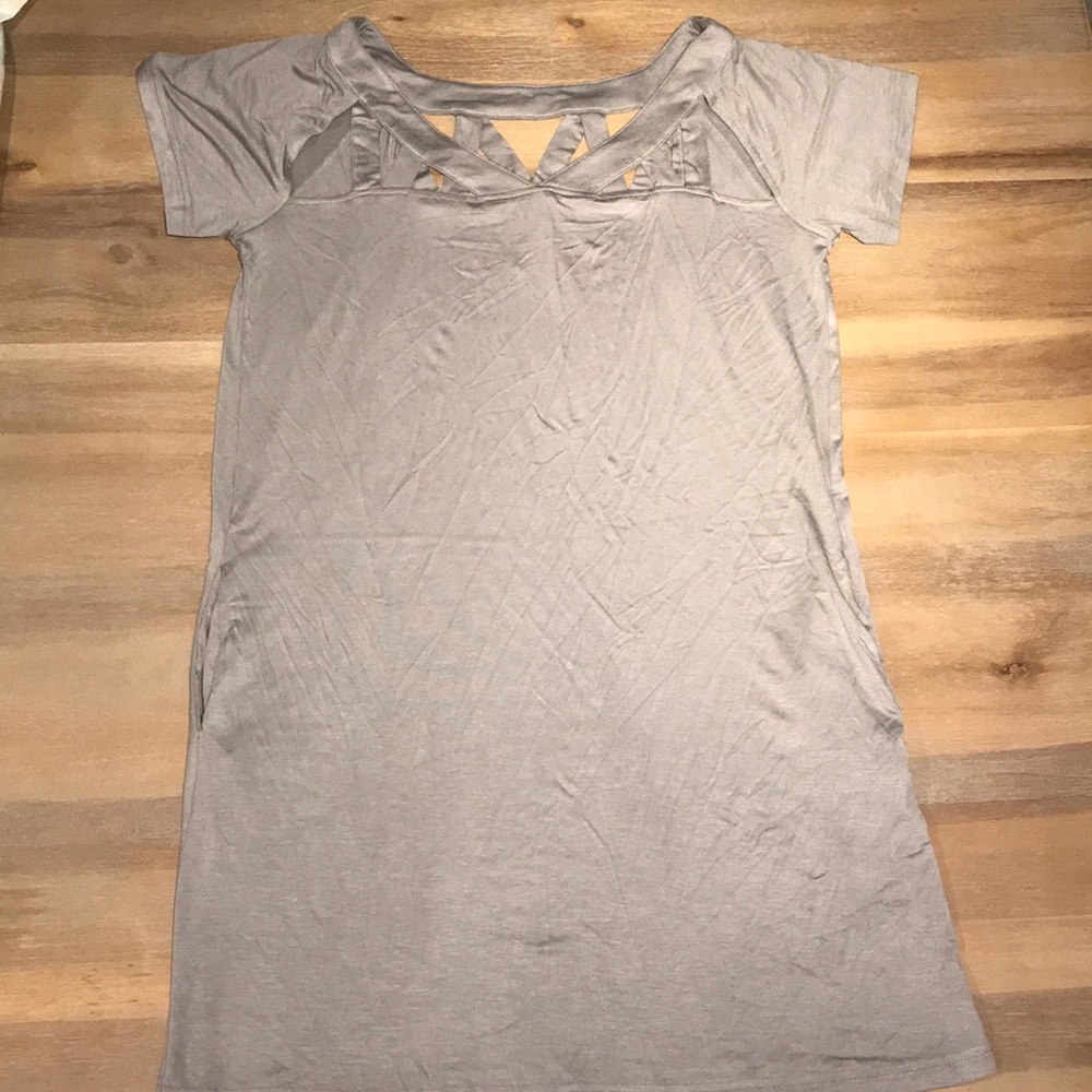 Super cute dress!